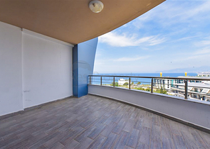 Розкішний пентхаус з видом на Середземне море в районі Каргиджак