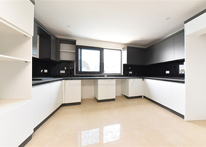 Розкішний пентхаус з видом на Середземне море в районі Каргиджак