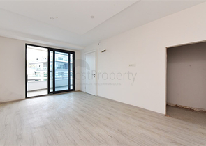 Розкішний пентхаус з видом на Середземне море в районі Каргиджак