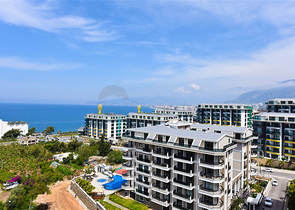 Розкішний пентхаус з видом на Середземне море в районі Каргиджак