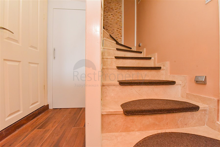 Таунхаус 2 + 1 в 600 м від моря в районі Каргиджак