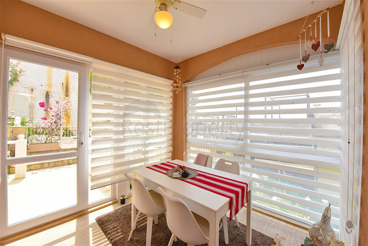 Таунхаус 2 + 1 в 600 м від моря в районі Каргиджак