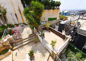 Таунхаус 2 + 1 в 600 м від моря в районі Каргиджак