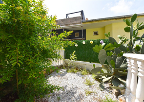 Таунхаус 2 + 1 в 600 м від моря в районі Каргиджак