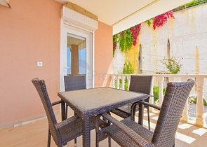 Таунхаус 2 + 1 в 600 м від моря в районі Каргиджак