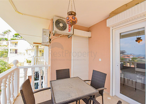 Таунхаус 2 + 1 в 600 м від моря в районі Каргиджак