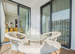 Квартира 2+1 на першій лінії в Кестель 