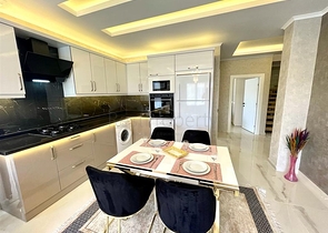 Садовий дуплекс в районі Оба