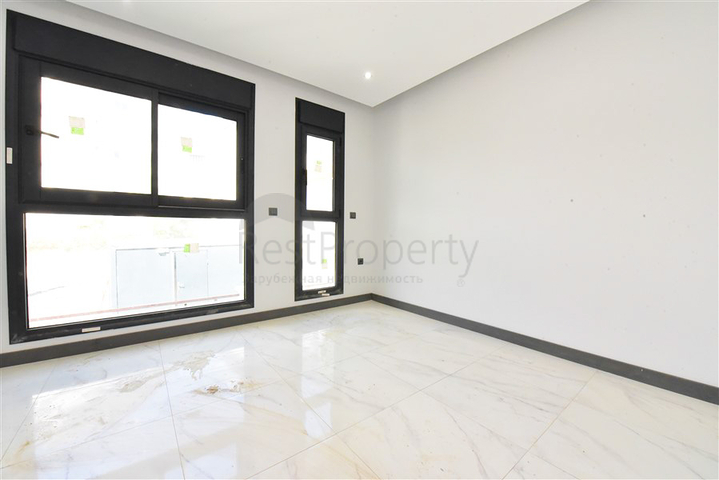 Вілла з басейном в районі Авсаллар Вілла з басейном в районі Авсаллар