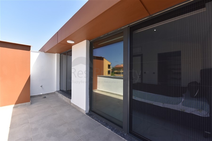 Вілла з басейном в районі Авсаллар Вілла з басейном в районі Авсаллар