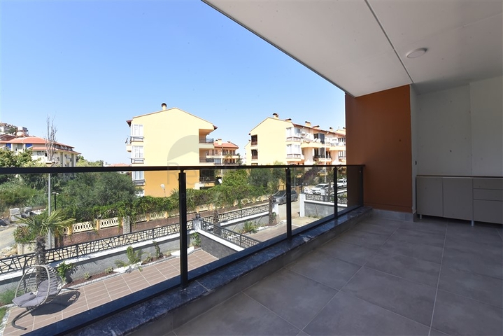 Вілла з басейном в районі Авсаллар Вілла з басейном в районі Авсаллар