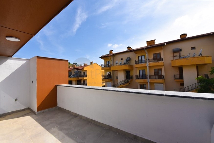 Вілла з басейном в районі Авсаллар Вілла з басейном в районі Авсаллар