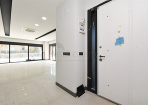 Вілла з басейном в районі Авсаллар Вілла з басейном в районі Авсаллар