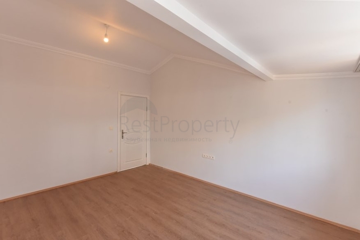 4 + 1 для великої родини в спокійному районі Демірташ