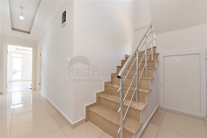 4 + 1 для великої родини в спокійному районі Демірташ