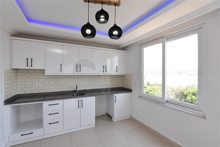 4 + 1 для великої родини в спокійному районі Демірташ