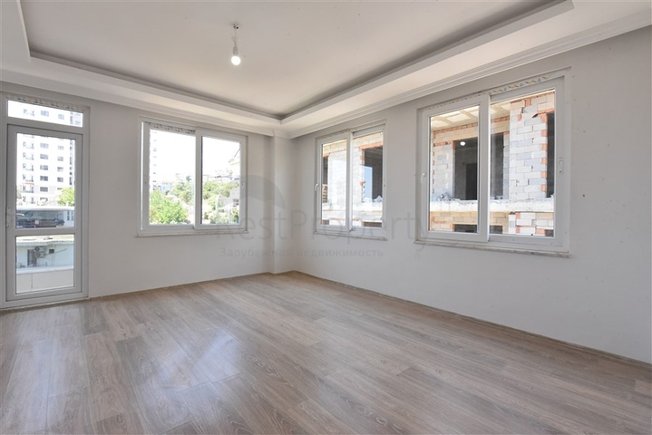 4 + 1 для великої родини в спокійному районі Демірташ