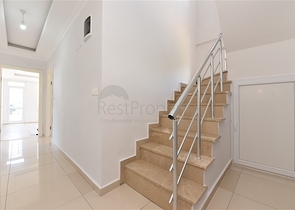 4 + 1 для великої родини в спокійному районі Демірташ