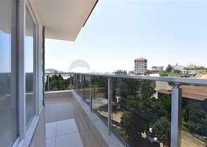 4 + 1 для великої родини в спокійному районі Демірташ