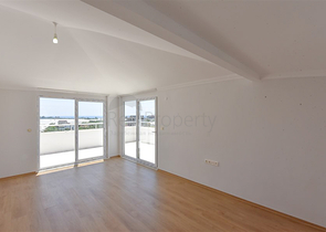 4 + 1 для великої родини в спокійному районі Демірташ