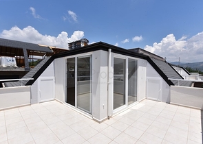 4 + 1 для великої родини в спокійному районі Демірташ