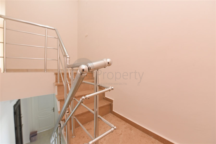 Великий пентхаус 4 + 1 з шикарними видами в районі Демірташ