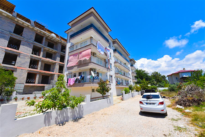 Великий пентхаус 4 + 1 з шикарними видами в районі Демірташ