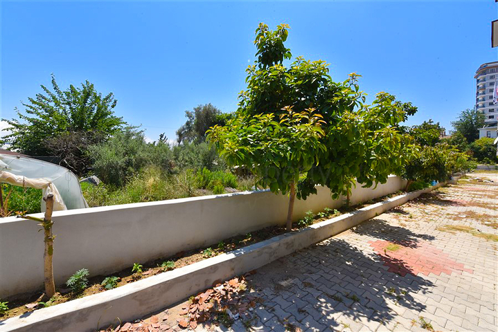 Великий пентхаус 4 + 1 з шикарними видами в районі Демірташ