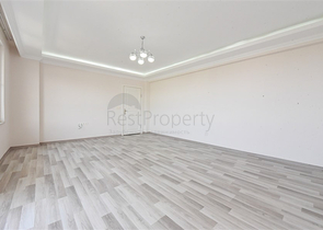 Великий пентхаус 4 + 1 з шикарними видами в районі Демірташ