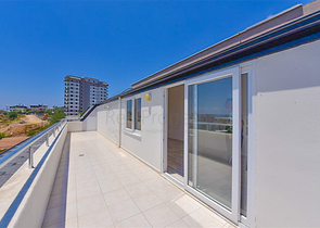 Великий пентхаус 4 + 1 з шикарними видами в районі Демірташ