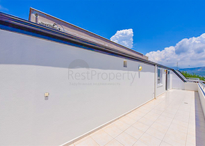 Великий пентхаус 4 + 1 з шикарними видами в районі Демірташ