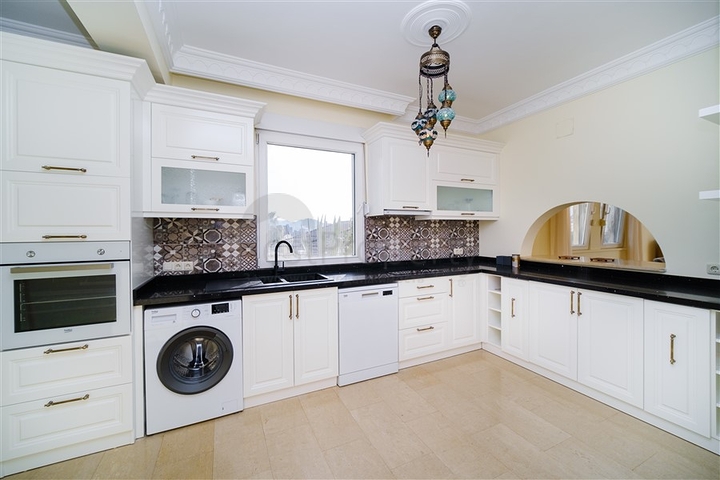 Вілла 3 + 1 в районі Конакли