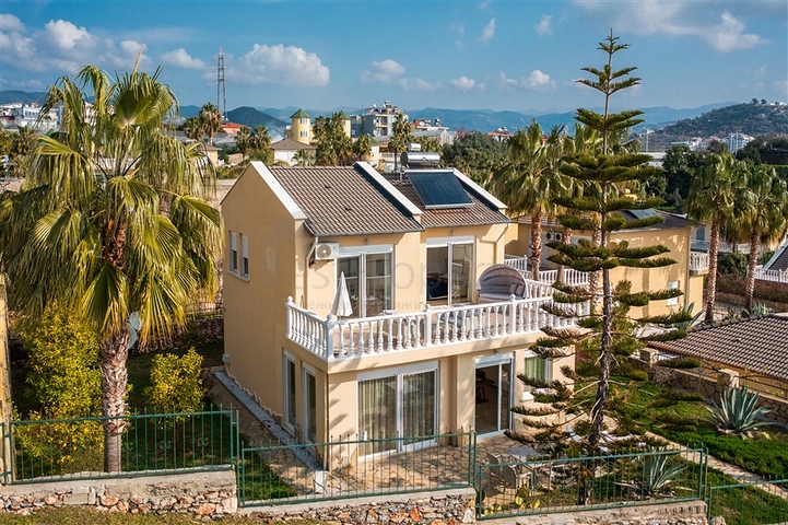 Вілла 3 + 1 в районі Конакли