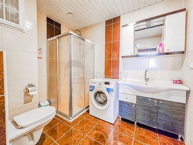 Мебльований пентхаус 4+1 в одному з житлових комплексів Махмутлара