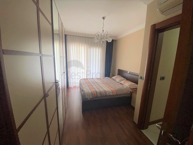 Квартира в комплексі на першій береговій лінії власним пляжем