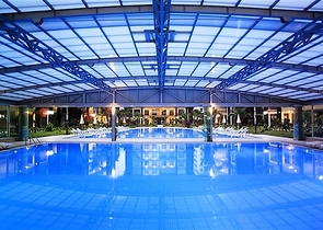 Квартира в комплексі на першій береговій лінії власним пляжем