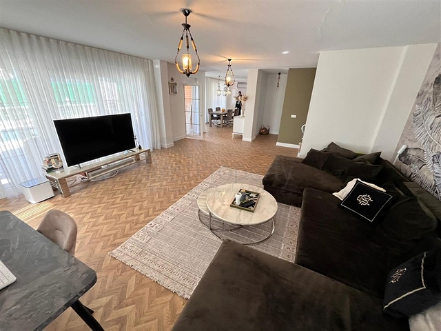 Вілла для громадянства в районі Кестель