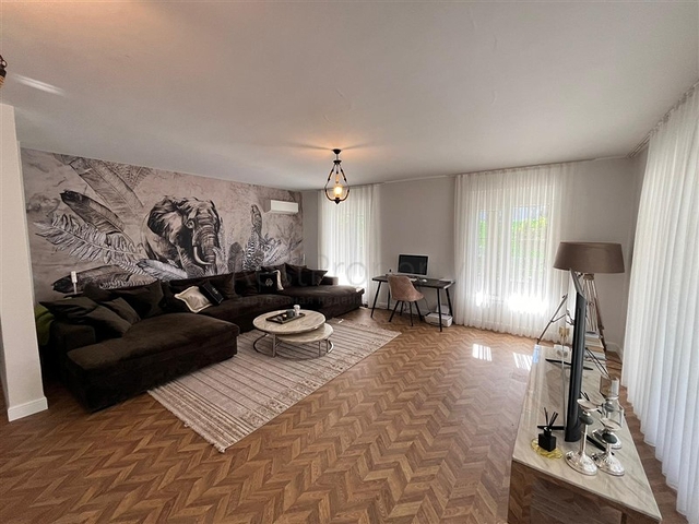 Вілла для громадянства в районі Кестель