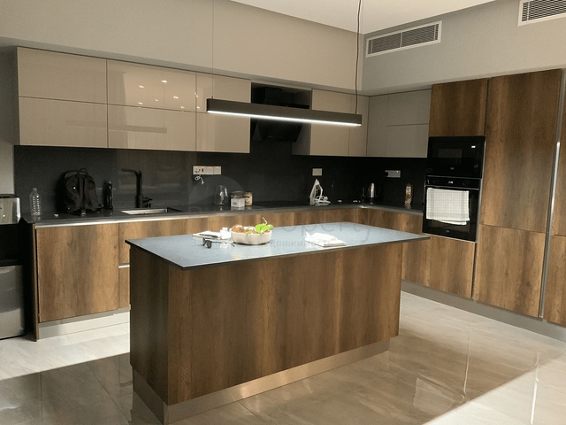 Вілла з індивідуальним дизайн проектом в районі Іскеле