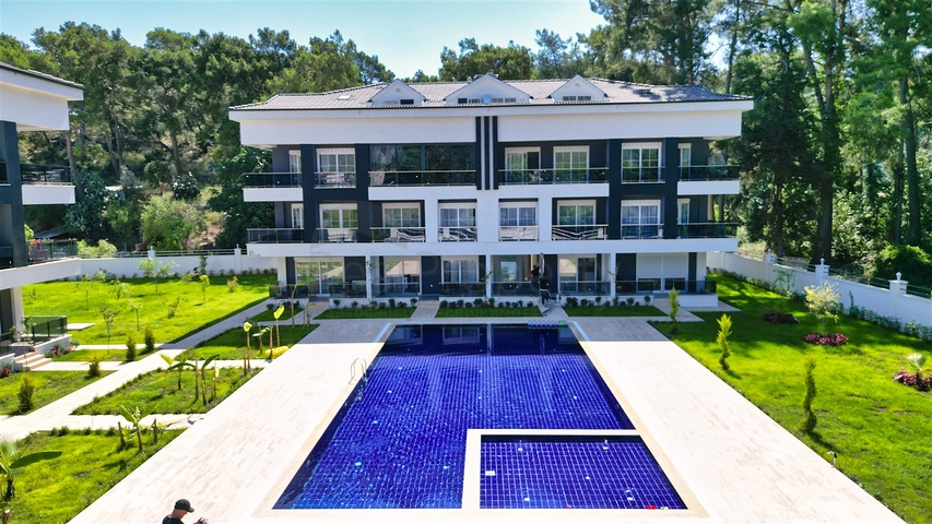 Квартири планування 1 + 1, 2+1 і 3 + 1 в районі Кемер-Анталія 