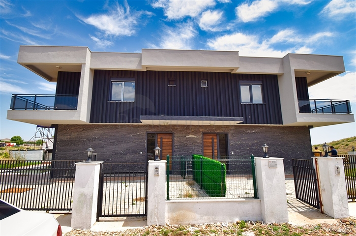 Вілла планування 3 + 1 в мікрорайоні Кемерагзи - Анталія