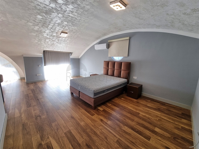 Вілла планування 4 + 1 в мікрорайоні Кадріє - Анталія 