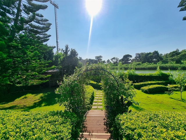 Вілла планування 4 + 1 в мікрорайоні Кадріє - Анталія 