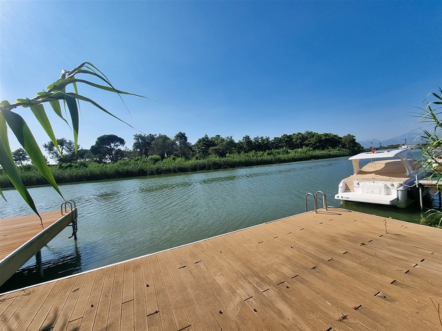 Вілла планування 4 + 1 в мікрорайоні Кадріє - Анталія 