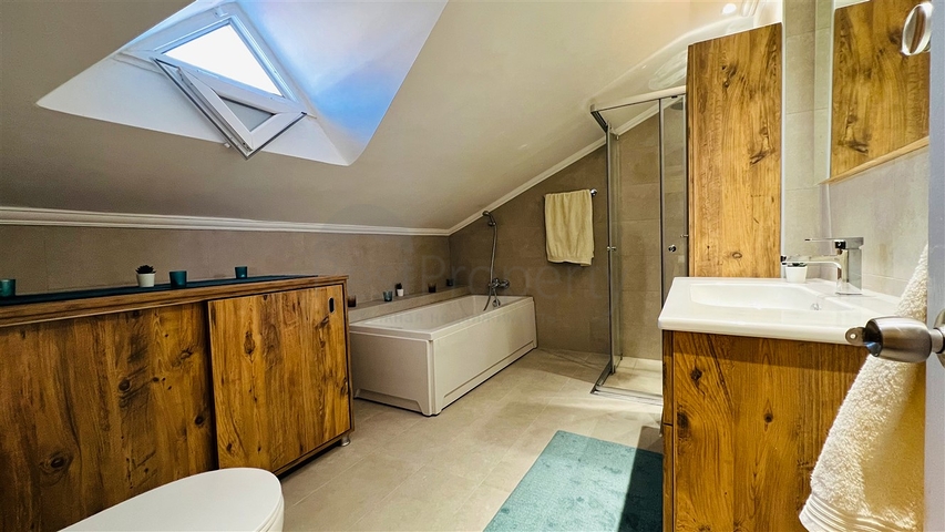 Квартира планування 3 + 1 дуплекс в районі Кемер-Анталія