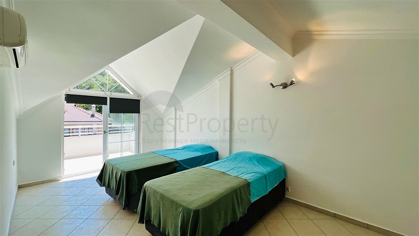 Квартира планування 2 + 1 дуплекс в районі Кемер-Анталія 