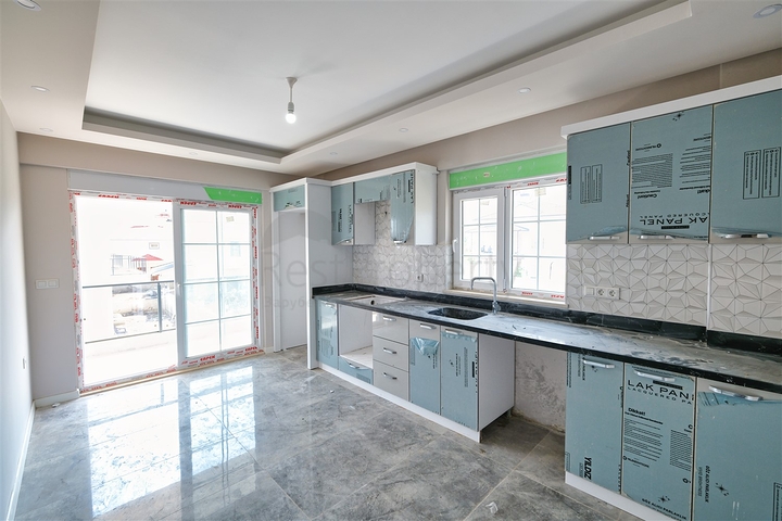 Квартири планування 2 + 1 і 5 + 1 в районі Кемер - Анталія 