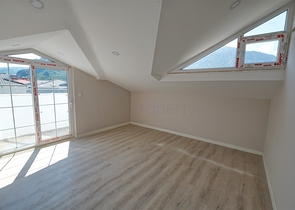 Квартири планування 2 + 1 і 5 + 1 в районі Кемер - Анталія 