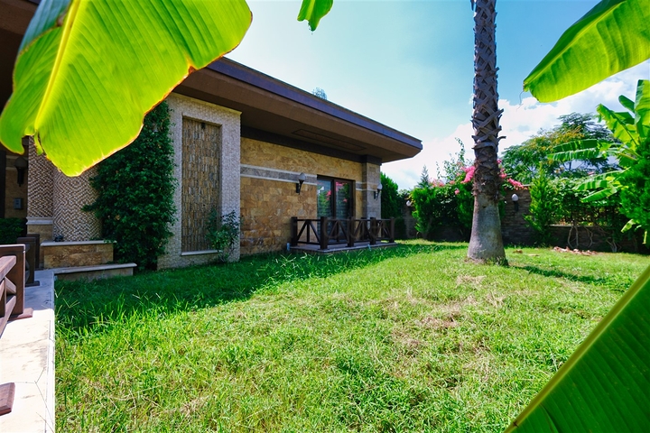 Вілла планування 5 + 1 в районі Кемер - Анталія 