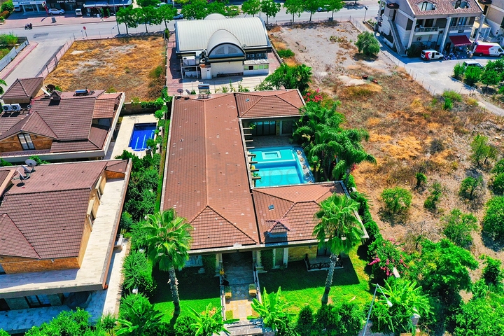 Вілла планування 5 + 1 в районі Кемер - Анталія 